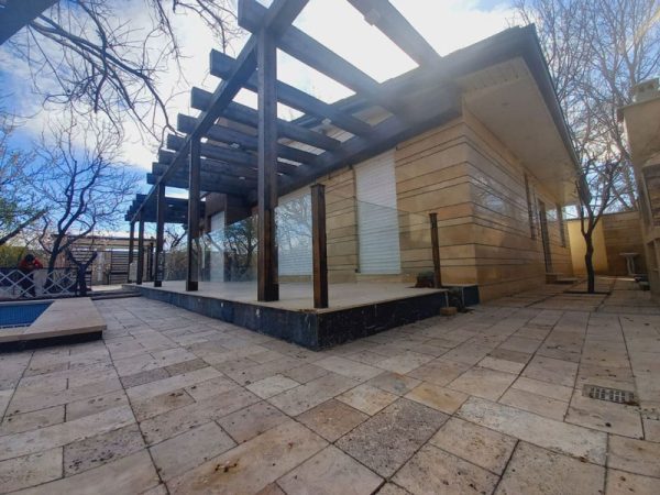 1700 متر باغ ویلای فاخر در قلب شهریار - Image 2