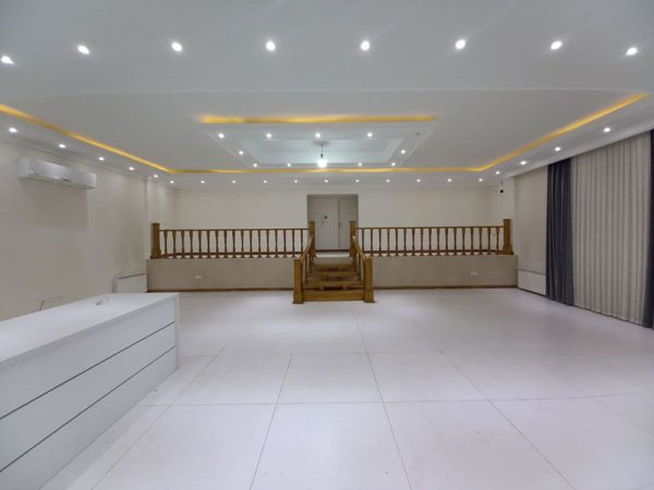 فروش باغ ویلا 1200 متری شیک در شهریار - Image 2