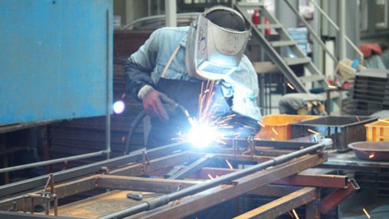 خدمات جوشکاری و آهنگری اکبری در تهران