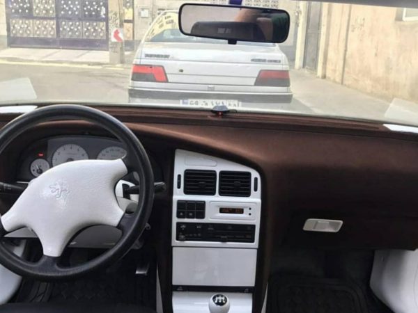 جیر پاشی، مخمل پاشی و نقاشی داخلی خودرو | تعمیرگاه هجرت - Image 4